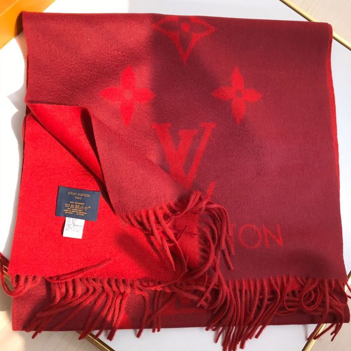 Louis Vuitton Scarf LV00043